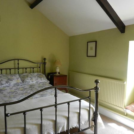 Cilwen Country House Bed And Breakfast Abernant Zewnętrze zdjęcie