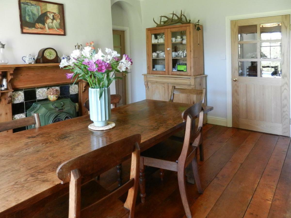 Cilwen Country House Bed And Breakfast Abernant Zewnętrze zdjęcie